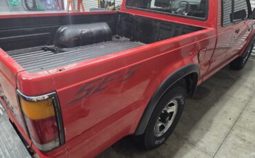 Mazda-B-Series-Pickups-1991-13