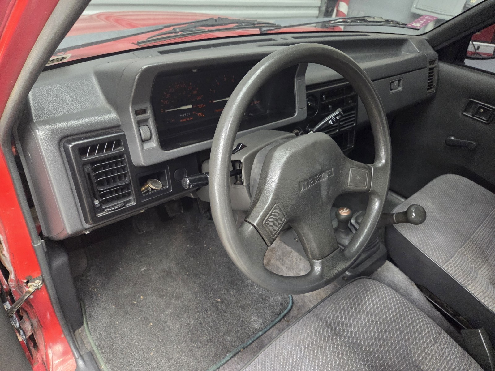 Mazda-B-Series-Pickups-1991-22