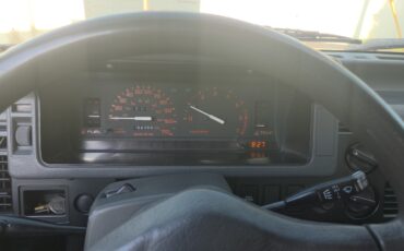 Mazda-B-Series-Pickups-1991-27