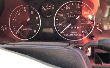 Mazda-MX-5-Miata-1991-Convertible-11