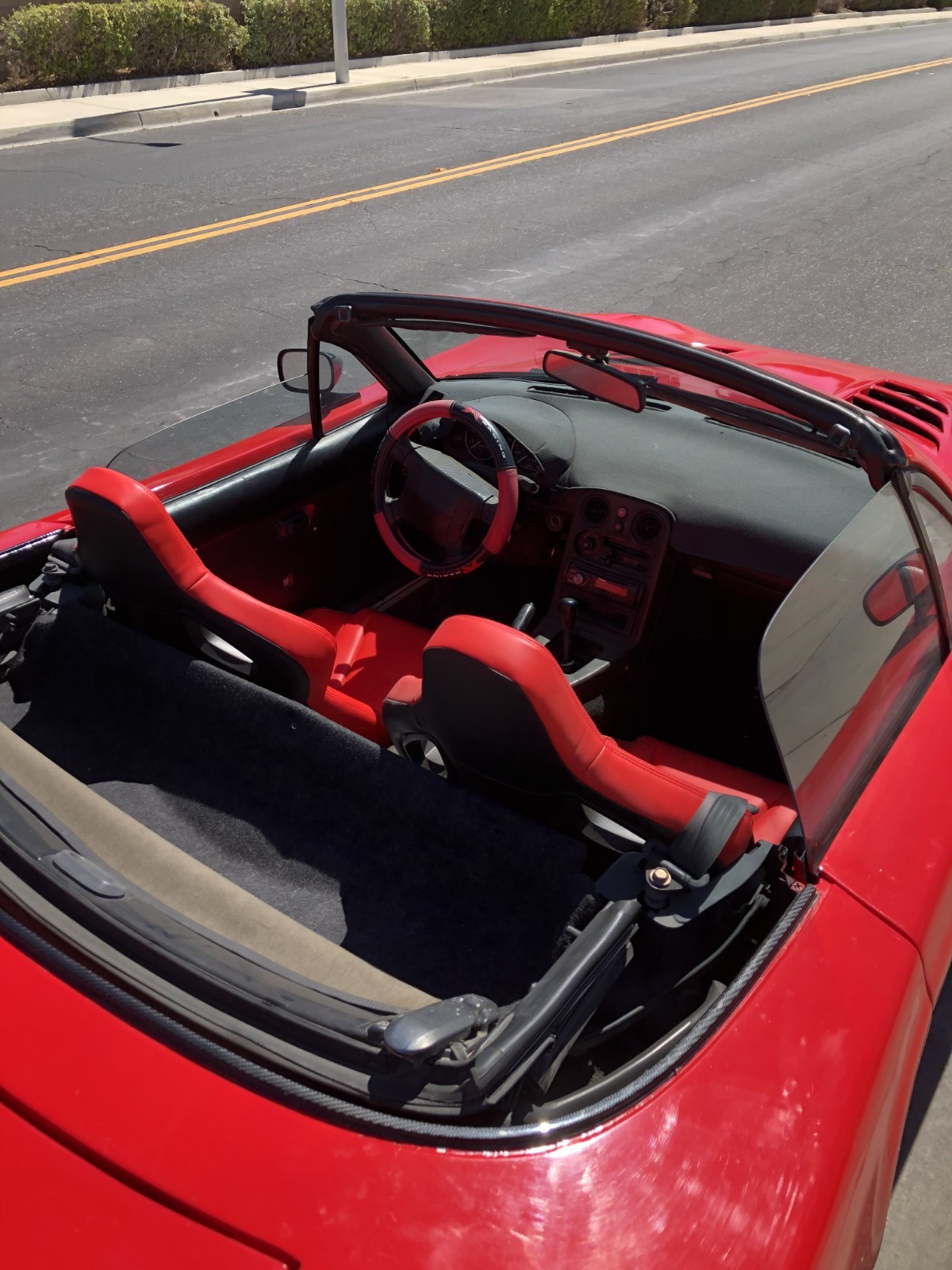 Mazda-MX-5-Miata-1991-Convertible-6