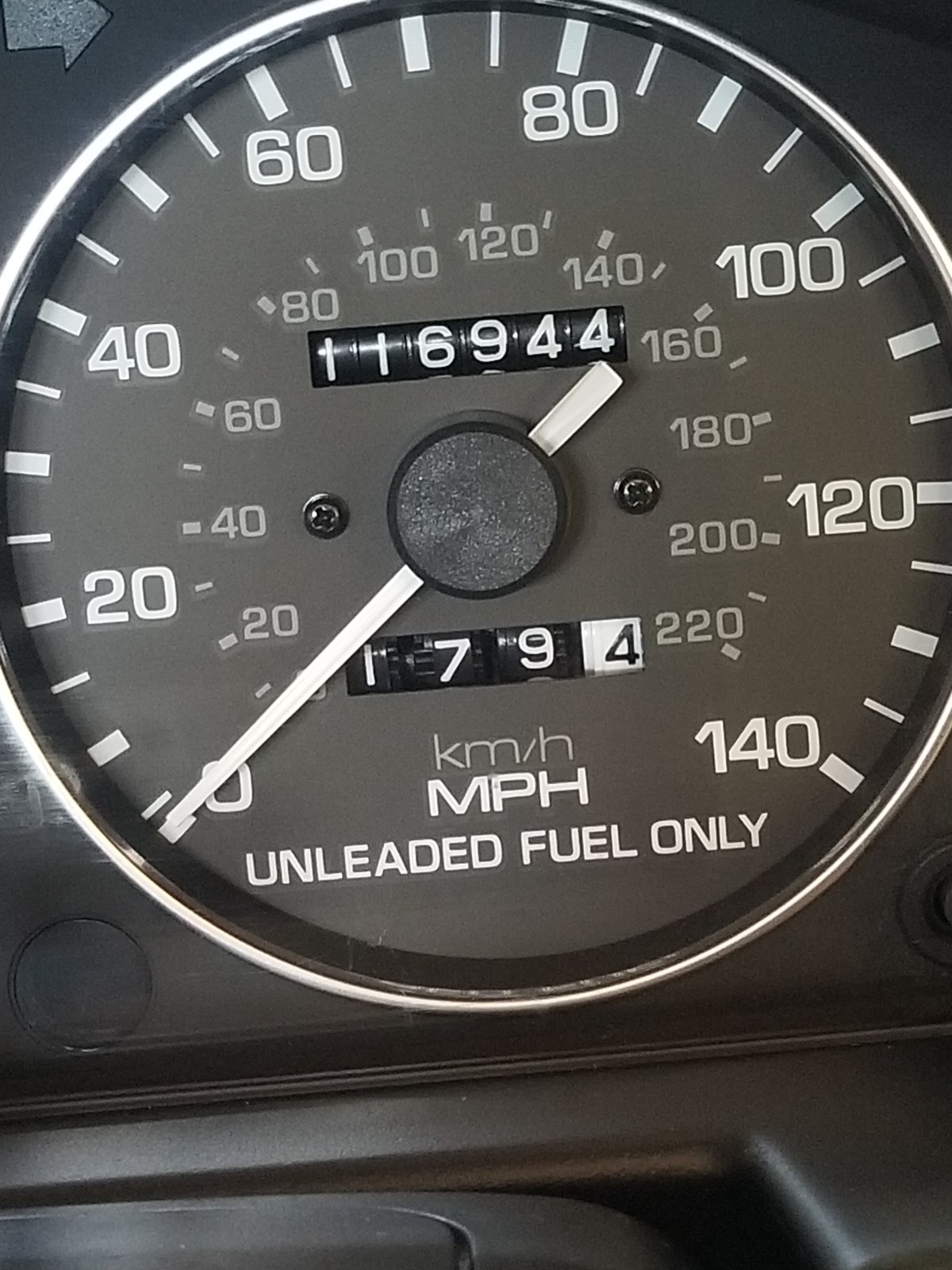 Mazda-MX-5-Miata-1994-Convertible-17
