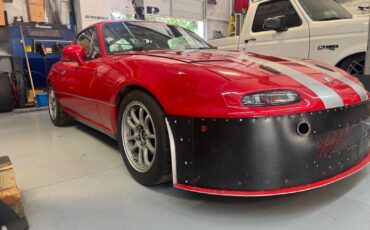 Mazda-MX-5-Miata-1995-Convertible-1