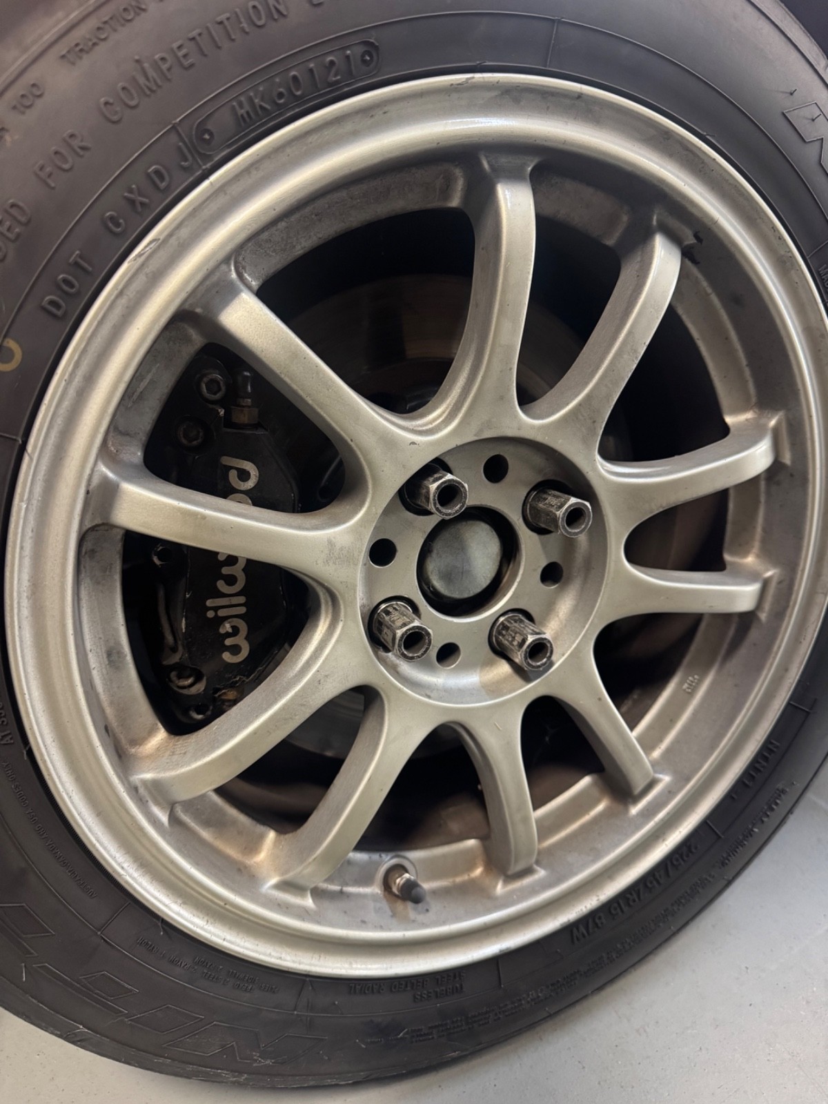 Mazda-MX-5-Miata-1995-Convertible-11