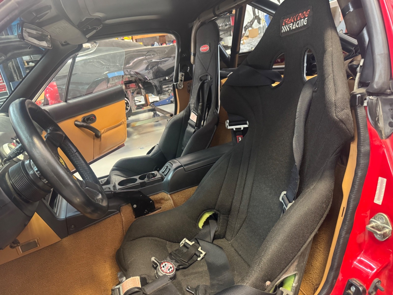 Mazda-MX-5-Miata-1995-Convertible-4