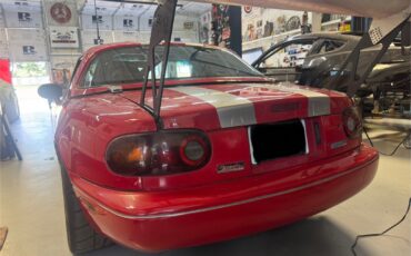 Mazda-MX-5-Miata-1995-Convertible-7