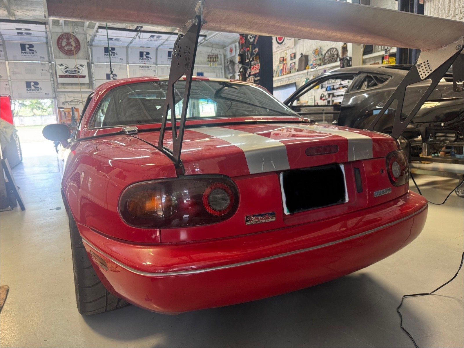 Mazda-MX-5-Miata-1995-Convertible-7