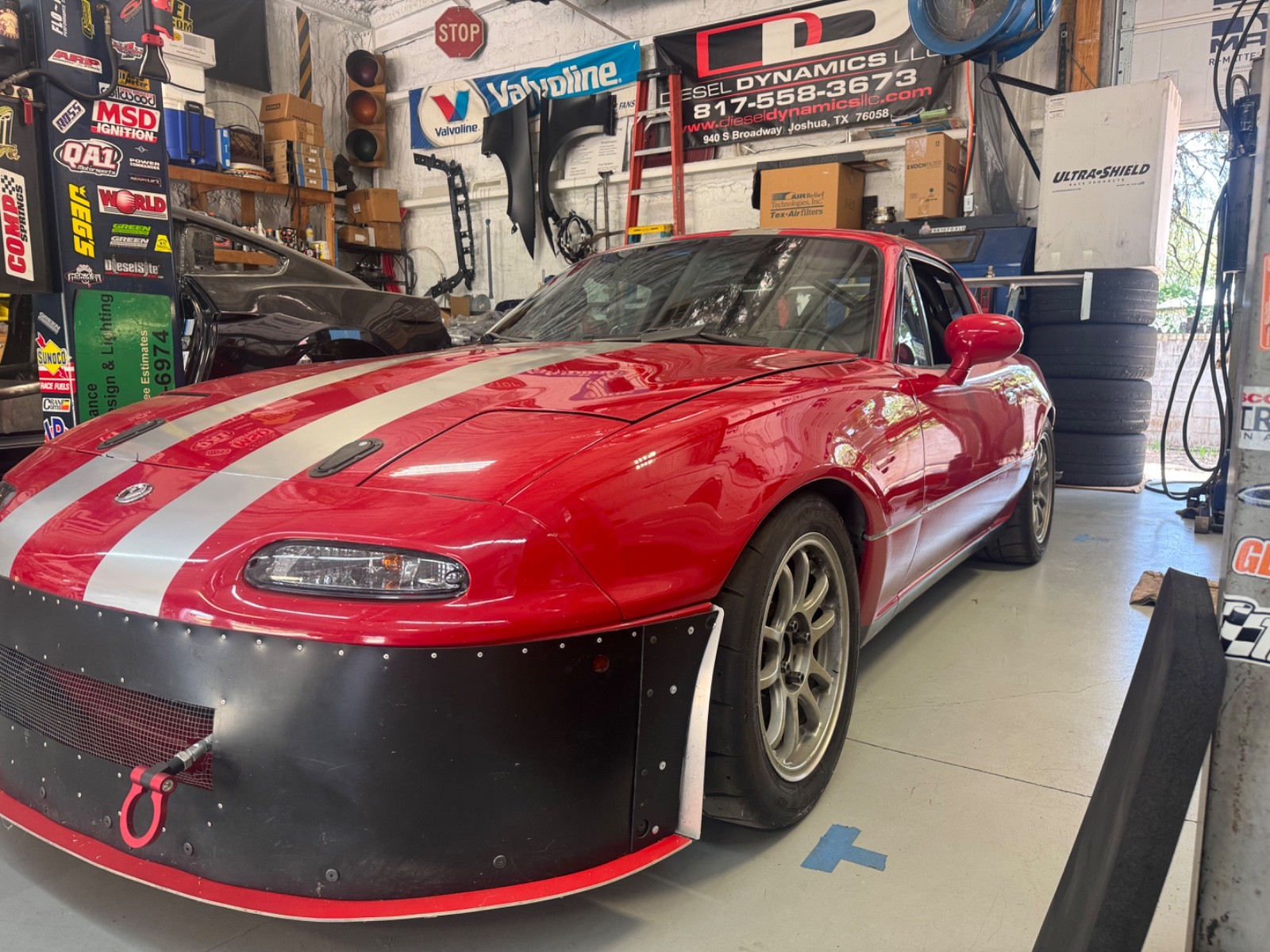 Mazda-MX-5-Miata-1995-Convertible