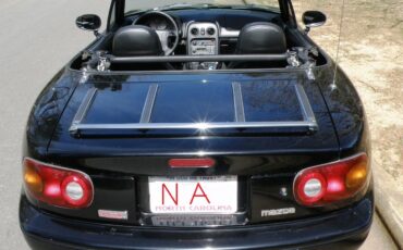 Mazda-MX-5-Miata-1996-Convertible-4