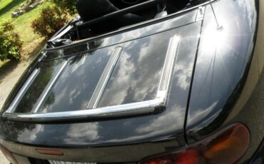 Mazda-MX-5-Miata-1996-Convertible-5
