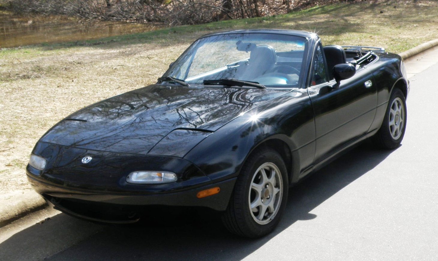 Mazda-MX-5-Miata-1996-Convertible