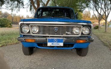 Mazda-Pickup-1974-skyish-blue-black-10