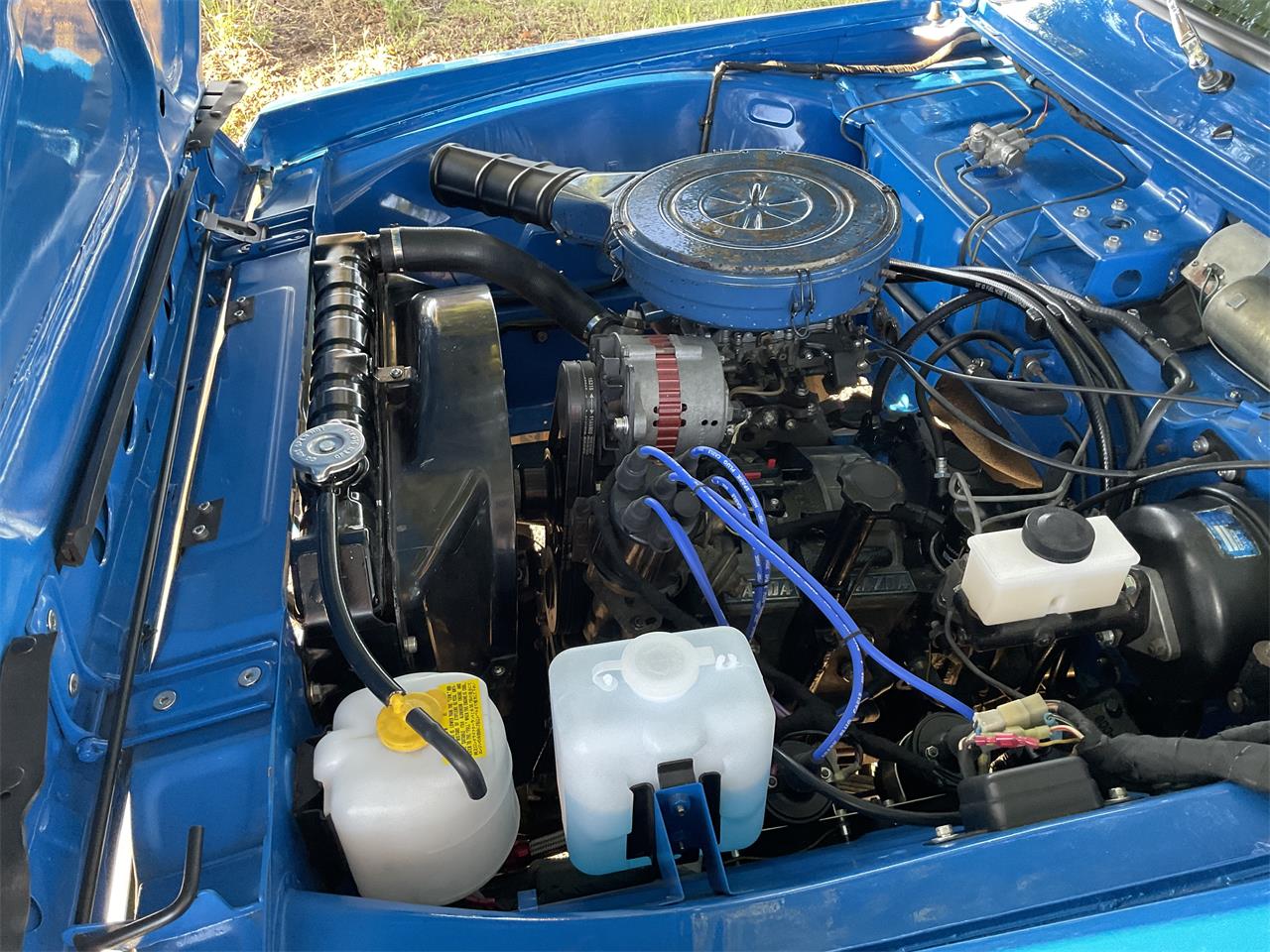 Mazda-Pickup-1974-skyish-blue-black-2