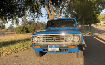 Mazda-Pickup-1974-skyish-blue-black-9
