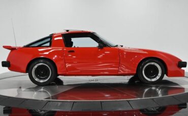 Mazda-RX-7-1980-Coupe-11