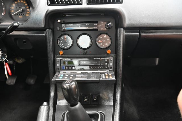 Mazda-RX-7-1980-Coupe-20