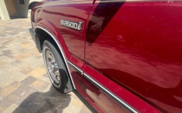 Mazda-b-series-2600i-cab-plus-1992-red-4