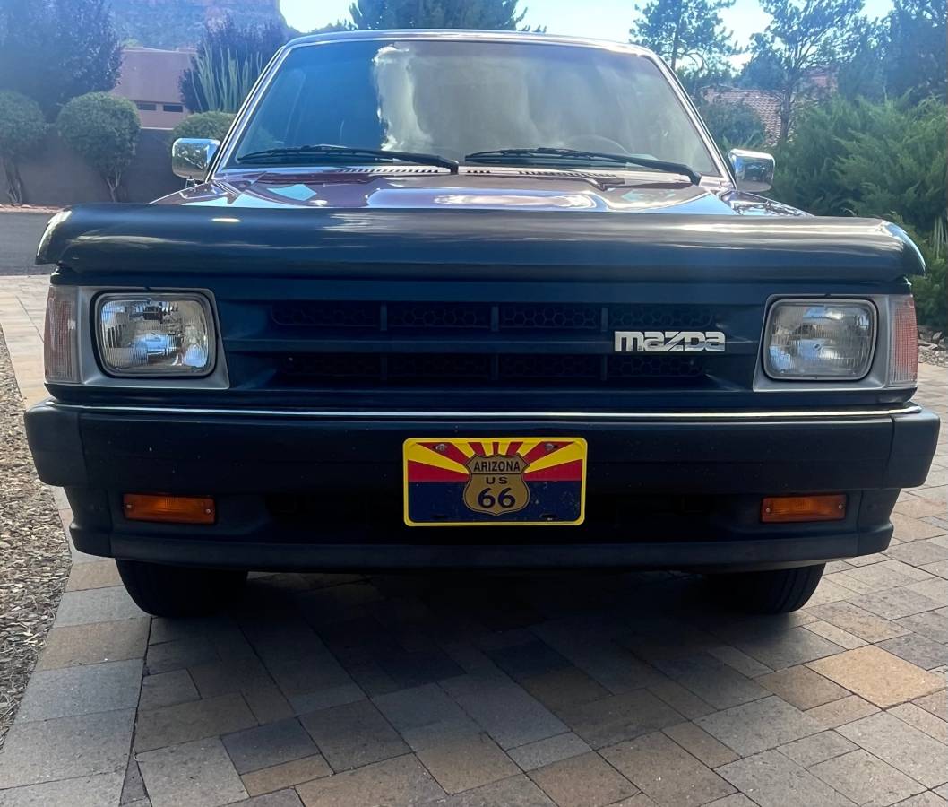 Mazda-b-series-2600i-cab-plus-1992-red-6