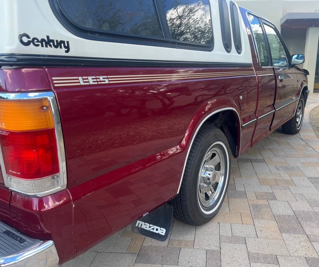 Mazda-b-series-2600i-cab-plus-1992-red-7