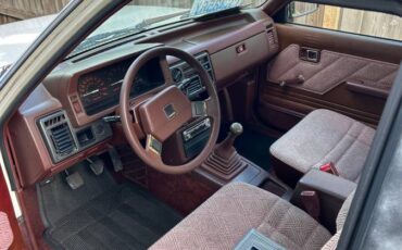 Mazda-b2200-1988-white-7