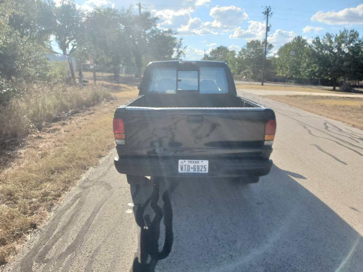 Mazda-b2300-1995-black-11