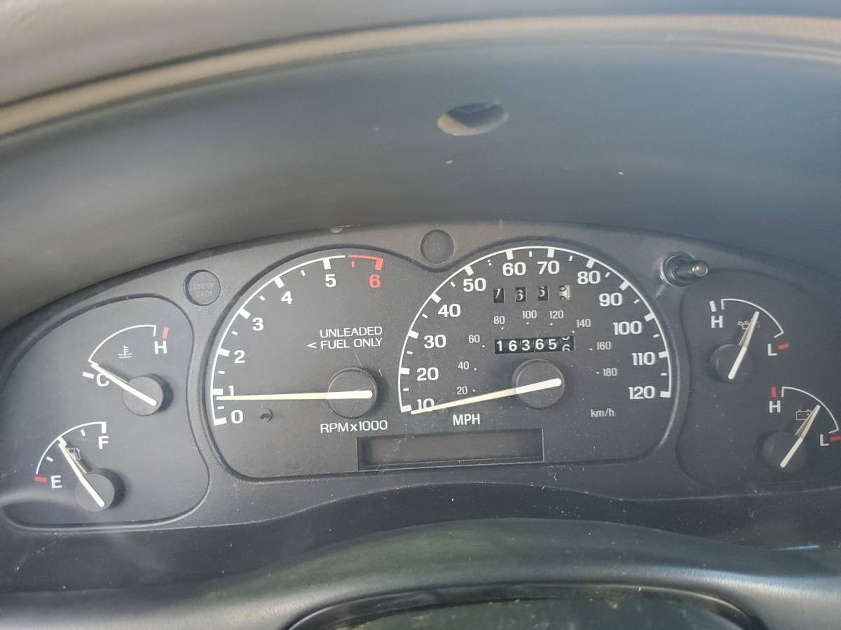 Mazda-b2300-1995-black-14