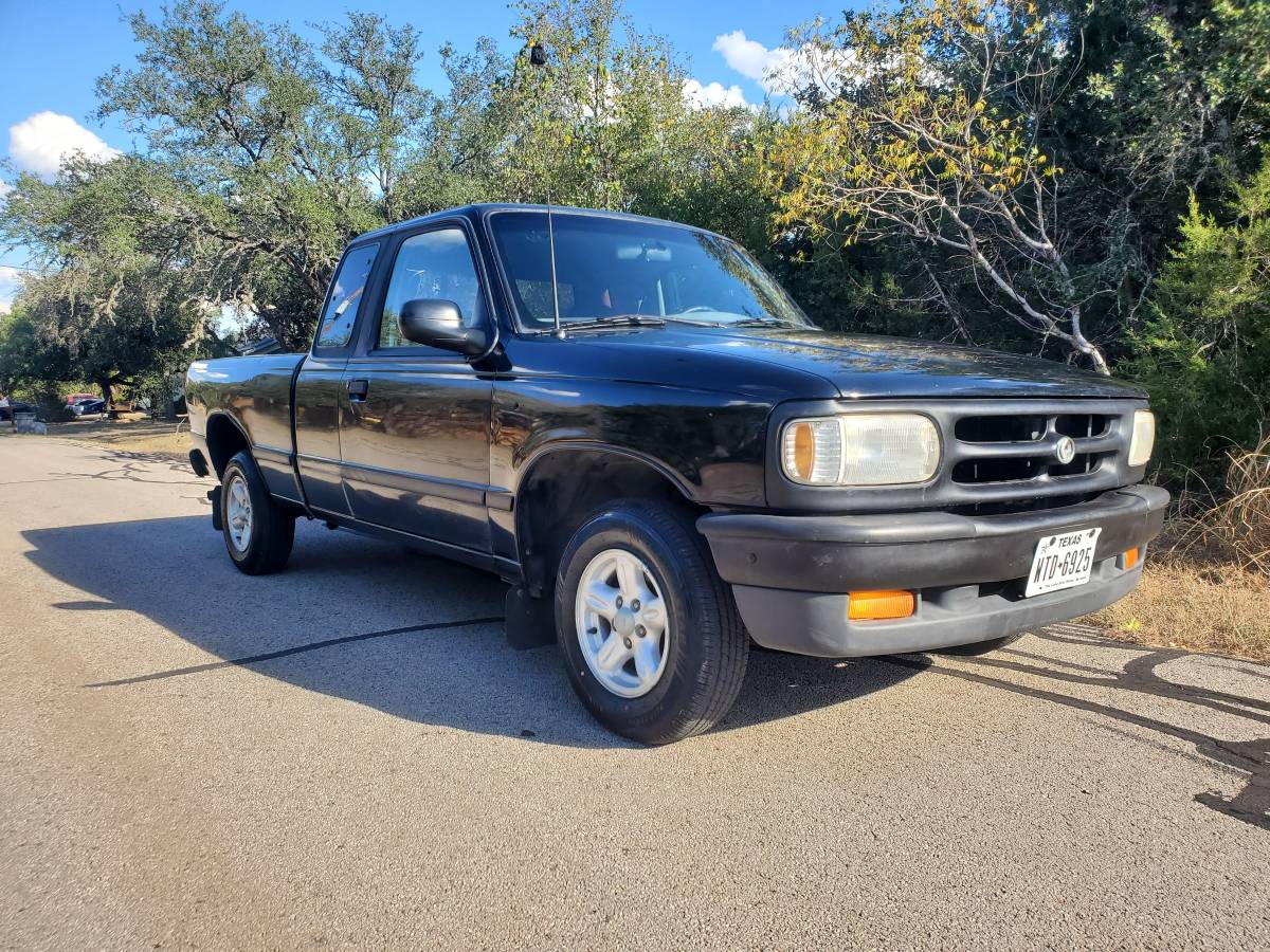 Mazda-b2300-1995-black-7