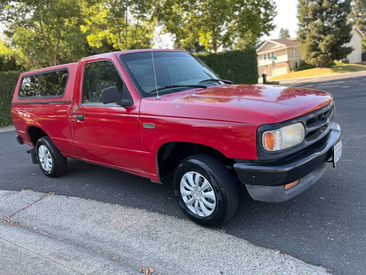 Mazda-b2300-1995-red-1