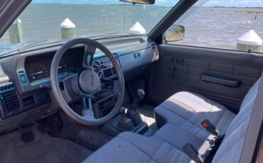 Mazda-b2600i-1990-grey-3