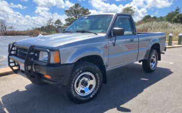 Mazda-b2600i-1990-grey