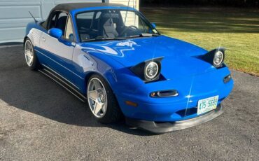 Mazda-miata-1990-blue
