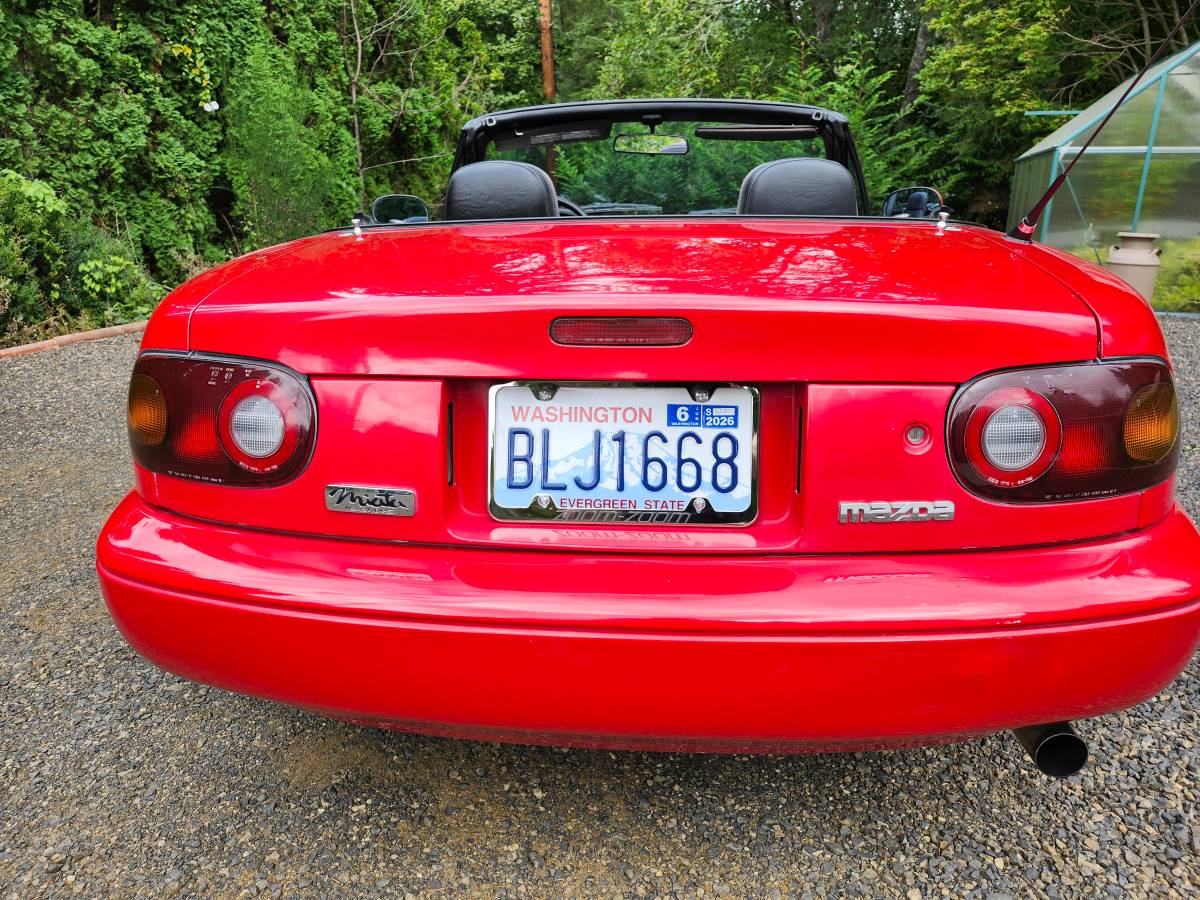 Mazda-miata-1991-red-11