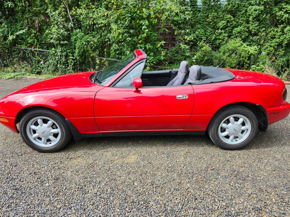 Mazda-miata-1991-red-2