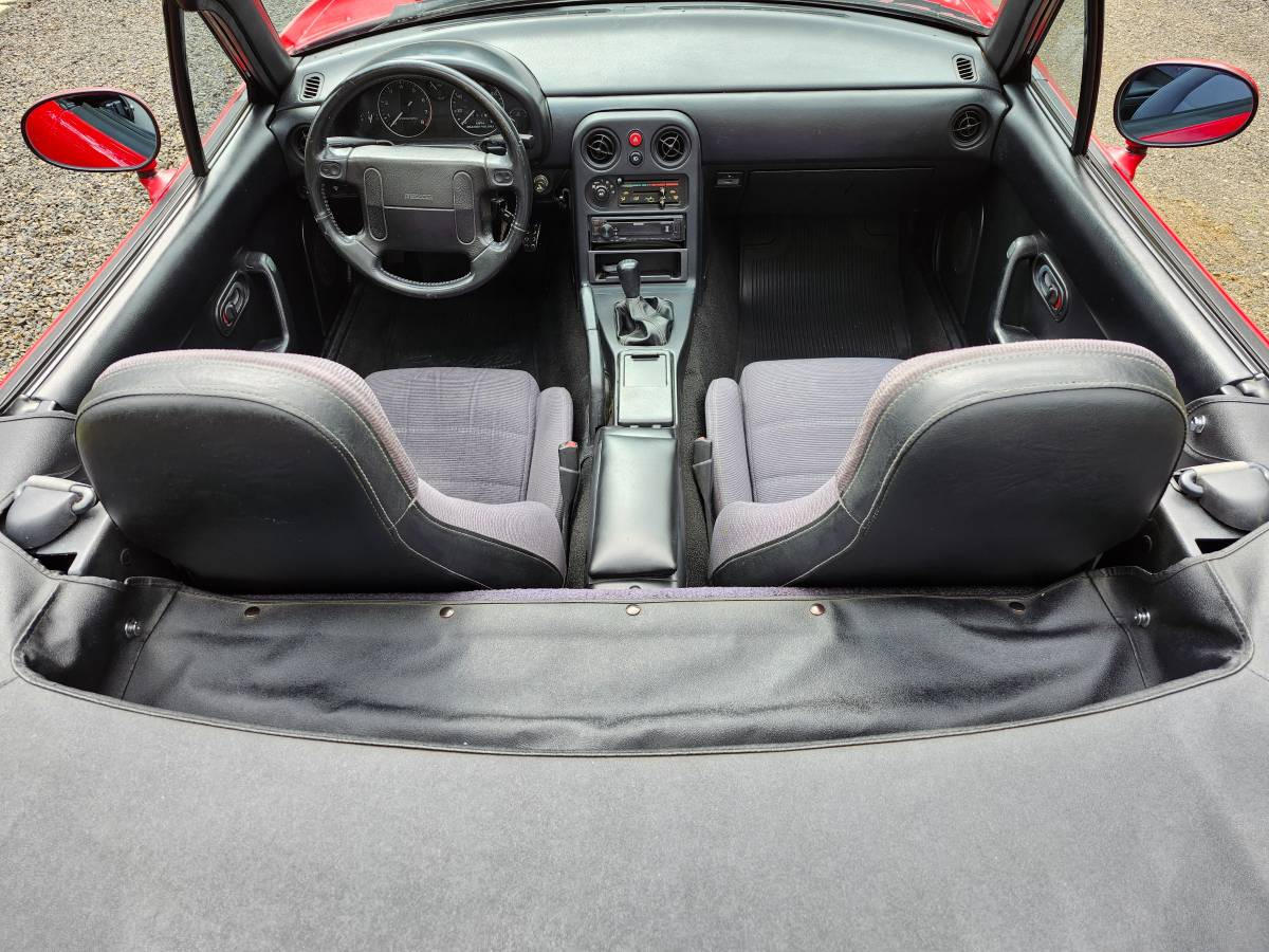 Mazda-miata-1991-red-4