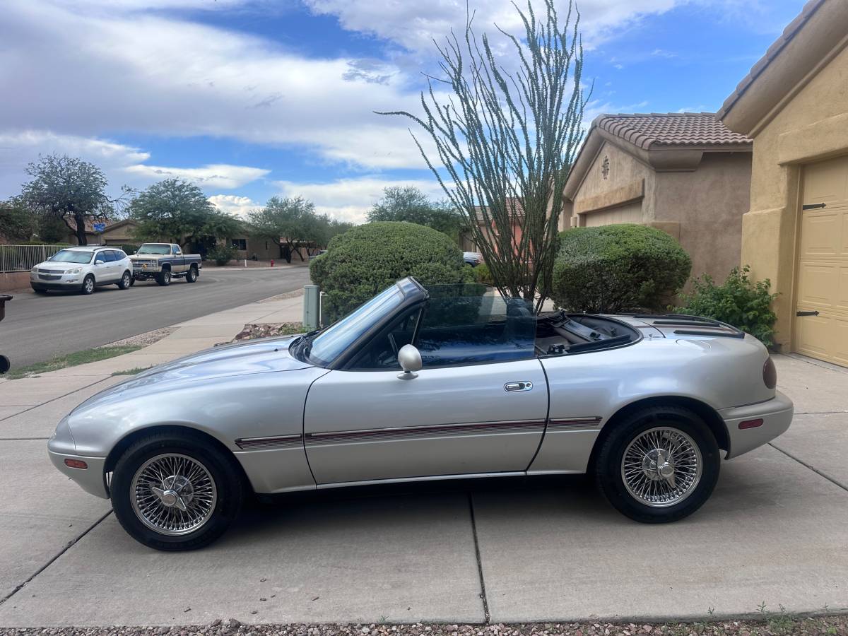 Mazda-miata-1991-silver-1