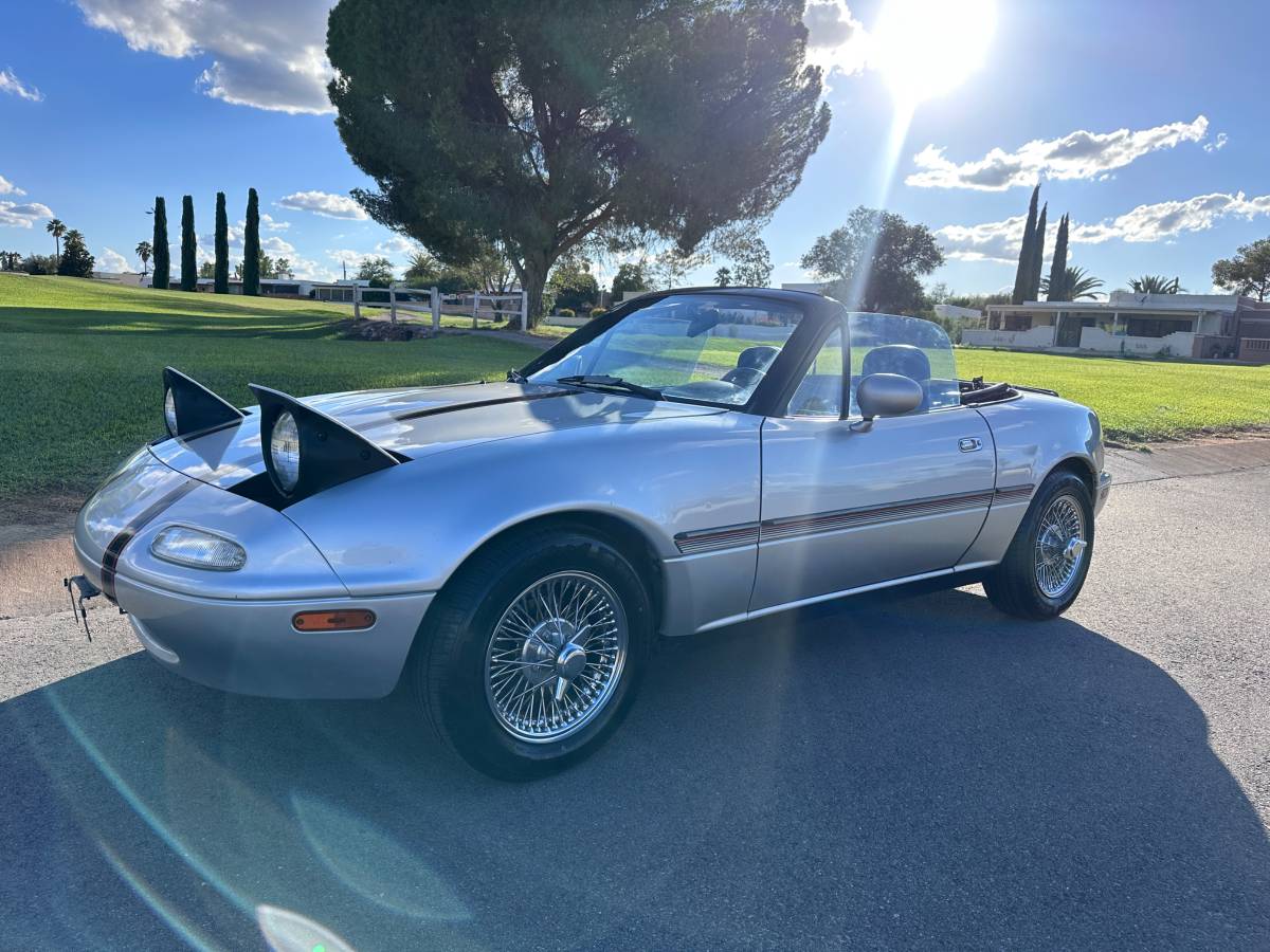 Mazda-miata-1991-silver-12