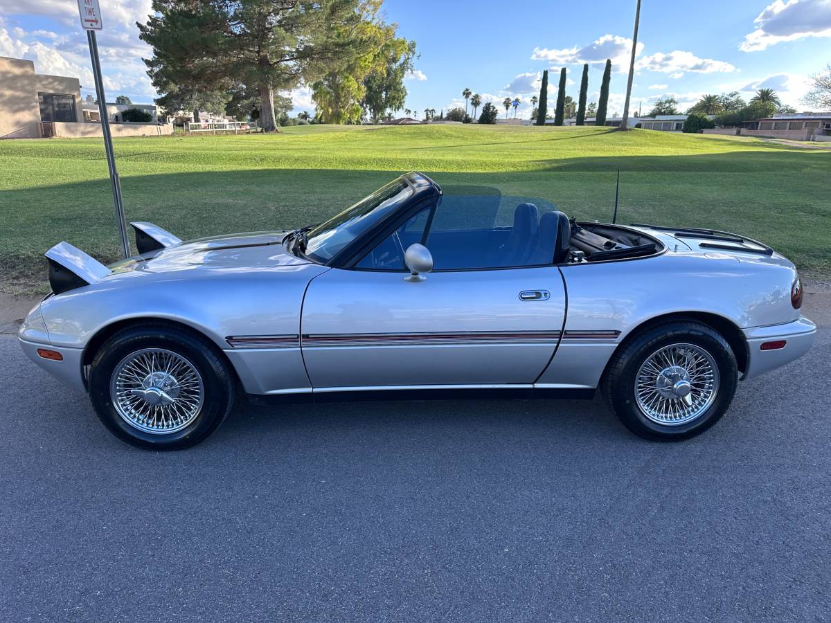 Mazda-miata-1991-silver-19