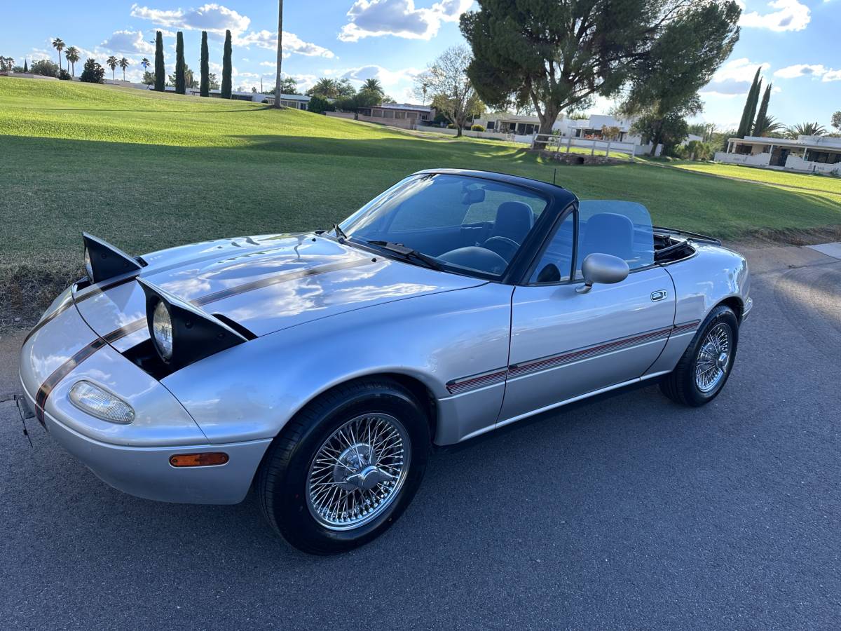 Mazda-miata-1991-silver-20