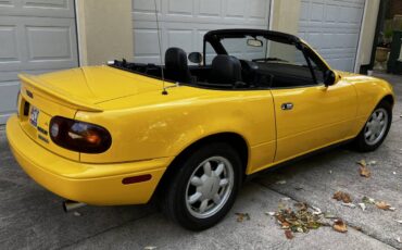 Mazda-miata-1992-yellow-2
