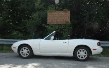 Mazda-mx-5-1993-white