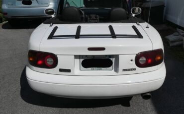 Mazda-mx-5-1993-white-8