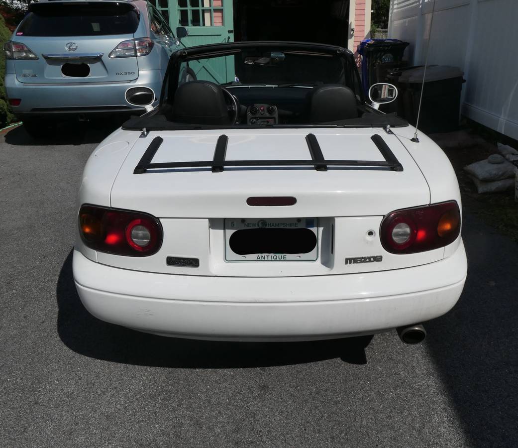 Mazda-mx-5-1993-white-8