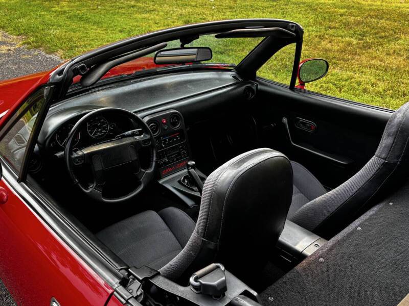 Mazda-mx-5-coupe-1990-12