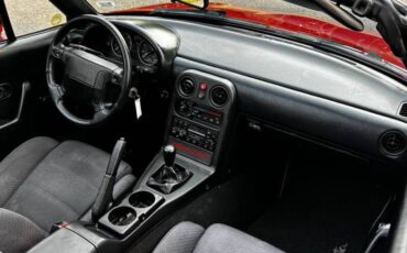Mazda-mx-5-coupe-1990-14