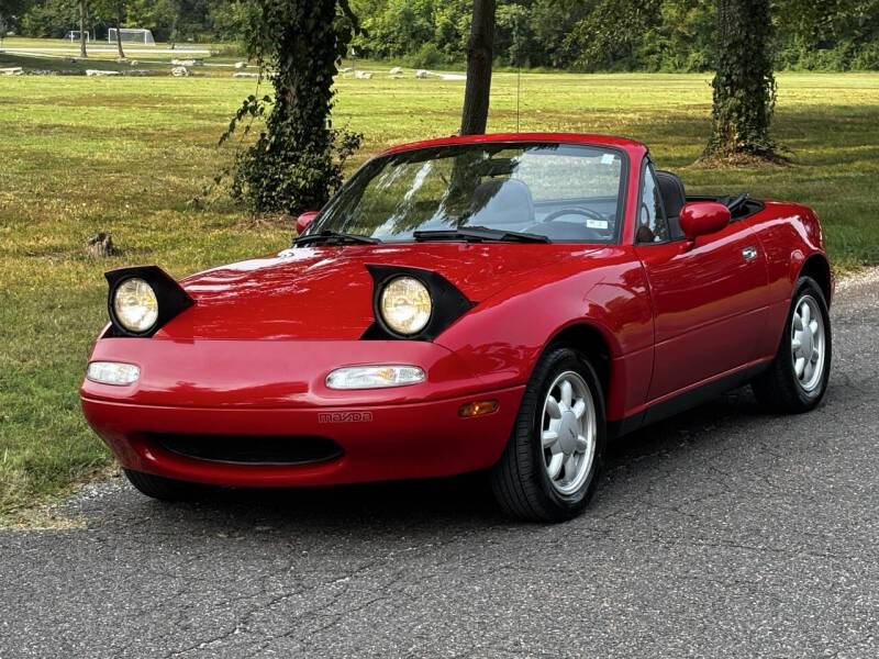 Mazda-mx-5-coupe-1990