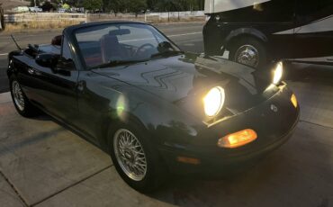 Mazda-mx-5-le-miata-1993-black-2