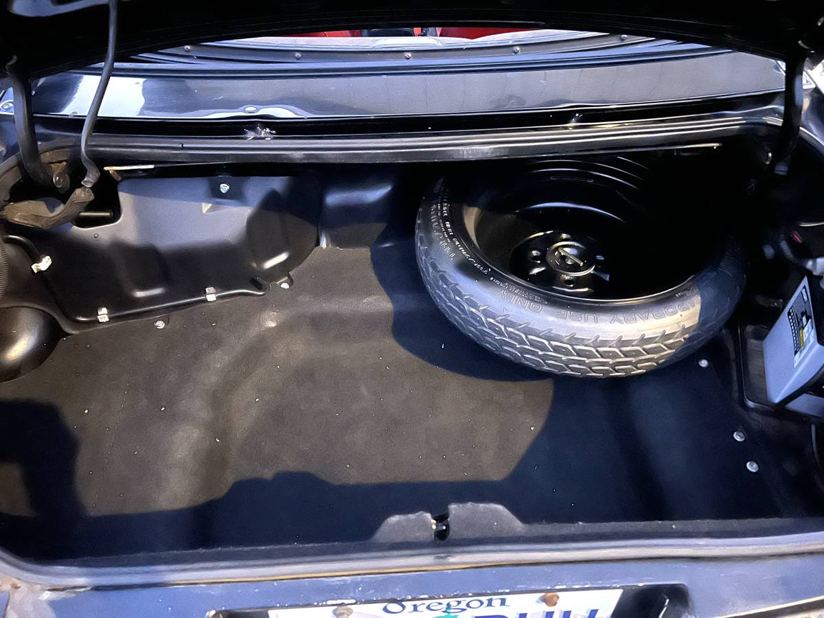 Mazda-mx-5-le-miata-1993-black-4