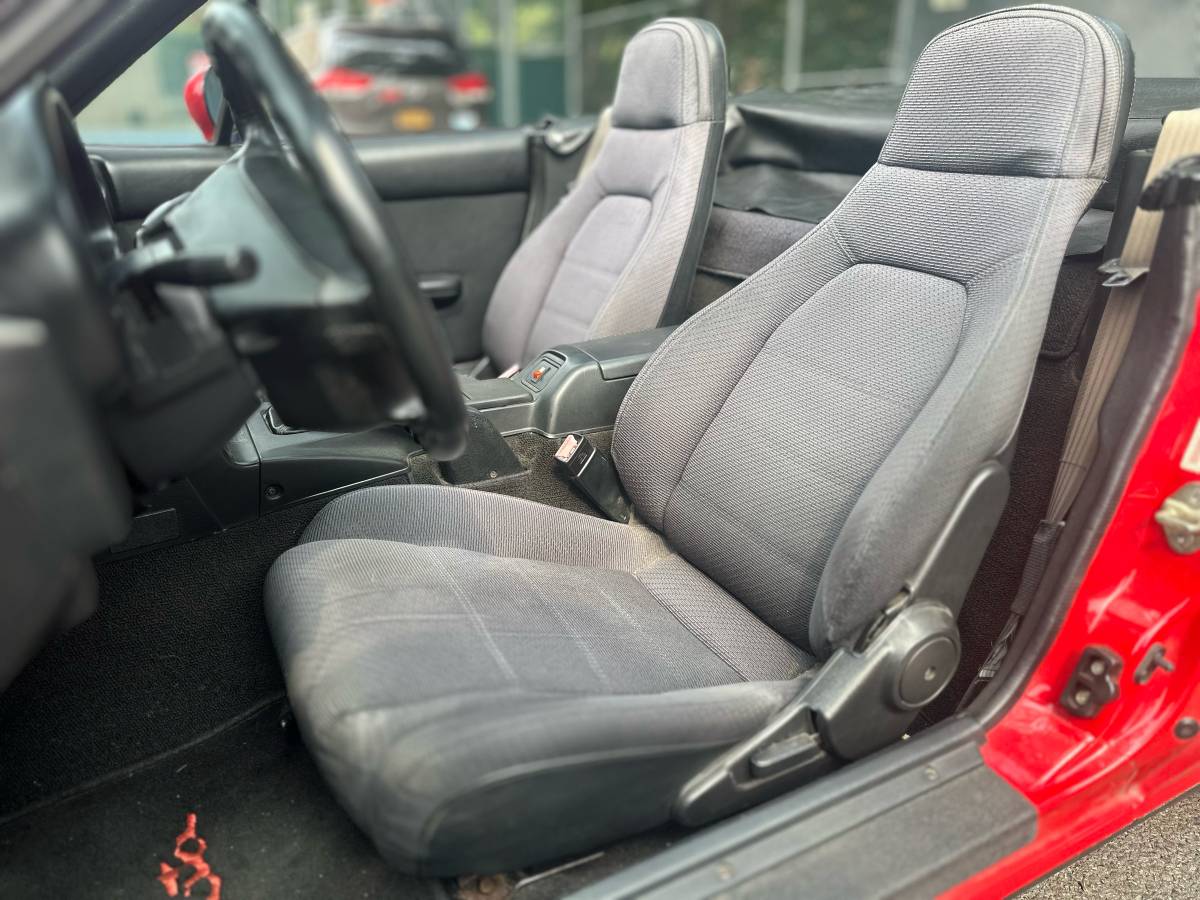 Mazda-mx-5-miata-1990-red-12