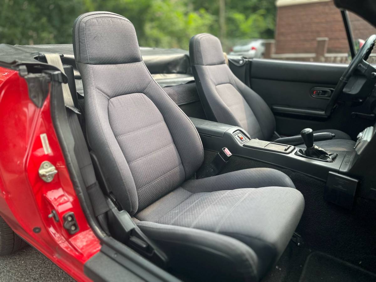 Mazda-mx-5-miata-1990-red-13