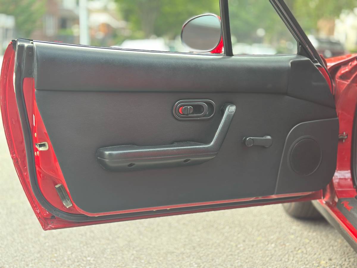 Mazda-mx-5-miata-1990-red-14